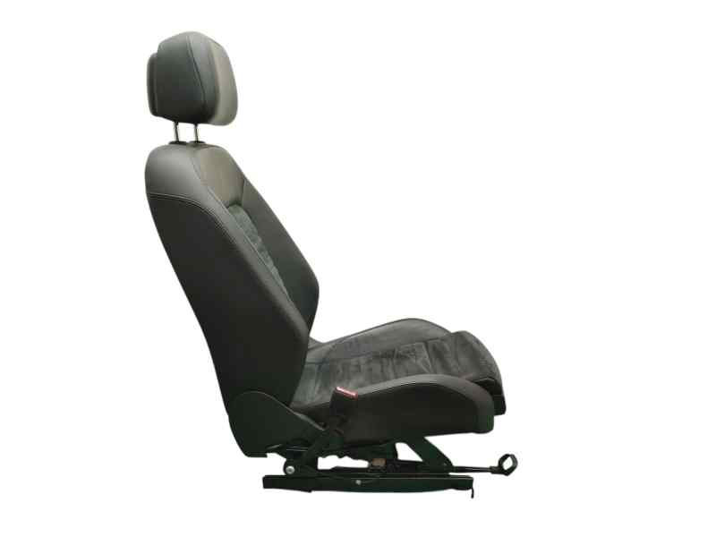 ASIENTO DELANTERO IZQUIERDO