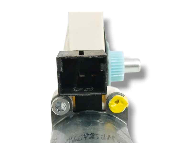 MOTOR ELEVALUNAS DELANTERO IZQUIERDO