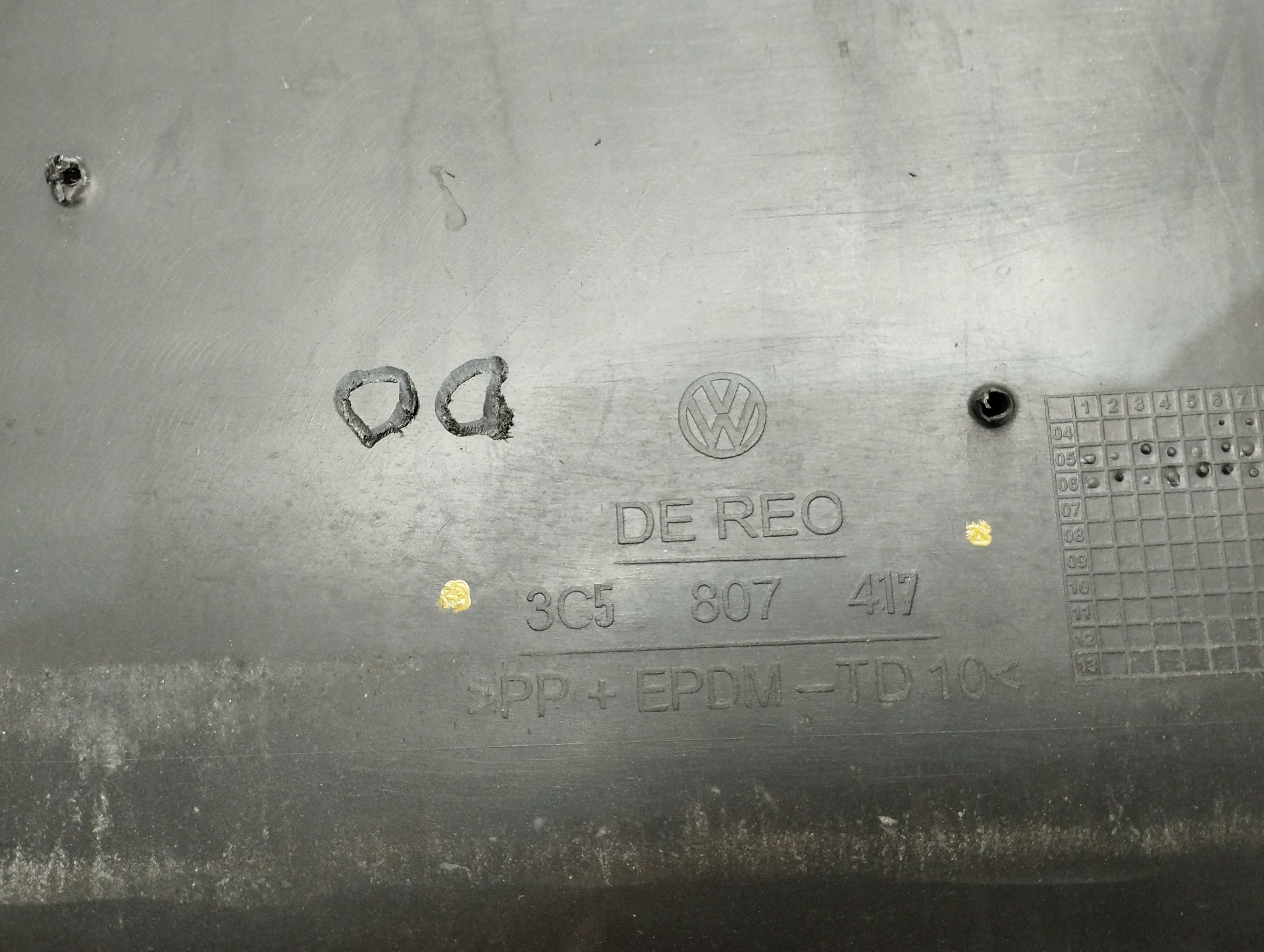 PARAGOLPES TRASERO
