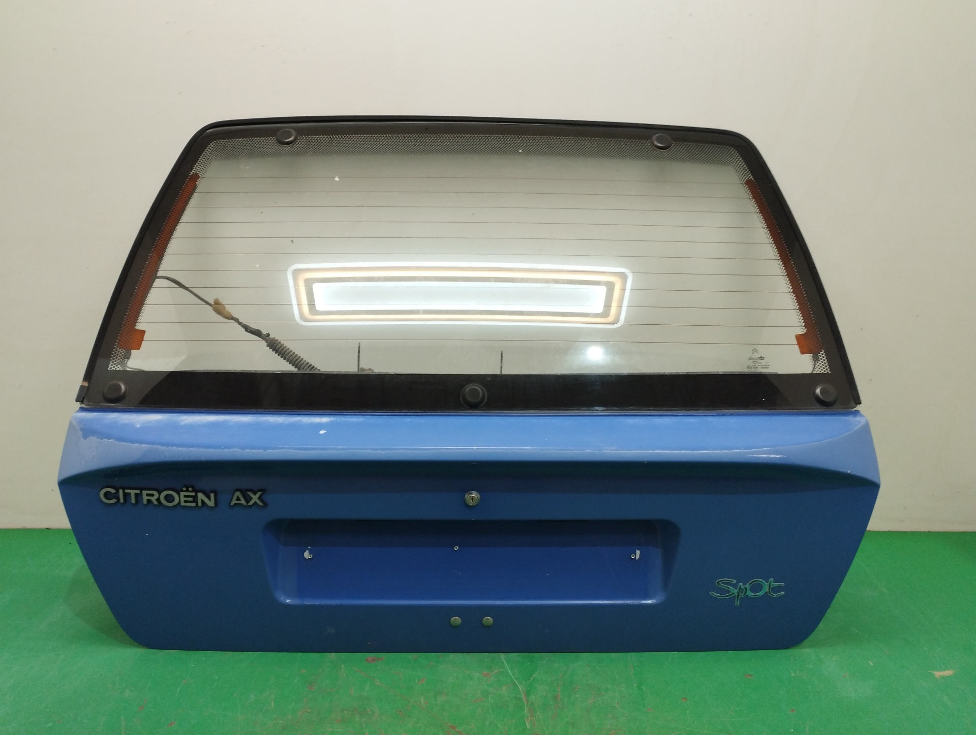 PORTON TRASERO