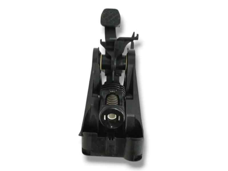 PEDAL EMBRAGUE