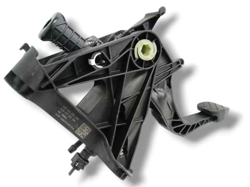 PEDAL EMBRAGUE