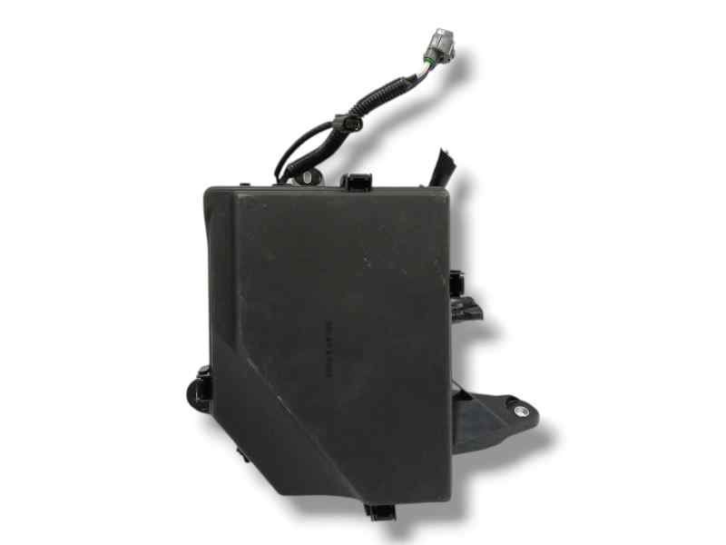 CAJA RELES / FUSIBLES