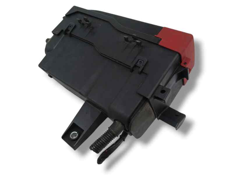 CAJA RELES / FUSIBLES