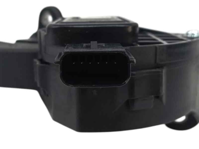 PEDAL ACELERADOR