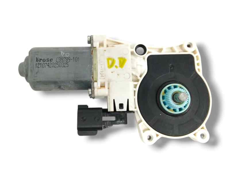 MOTOR ELEVALUNAS DELANTERO DERECHO