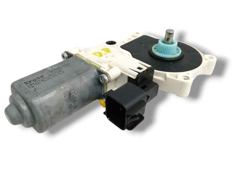 MOTOR ELEVALUNAS DELANTERO DERECHO