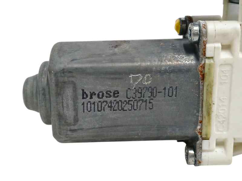 MOTOR ELEVALUNAS DELANTERO IZQUIERDO