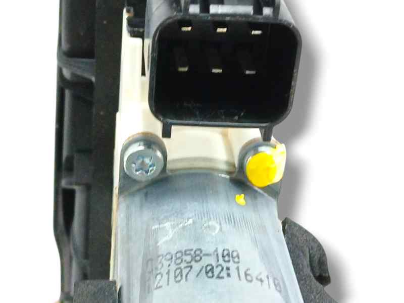 MOTOR ELEVALUNAS TRASERO DERECHO