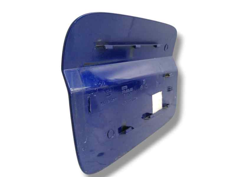 TAPA EXTERIOR COMBUSTIBLE