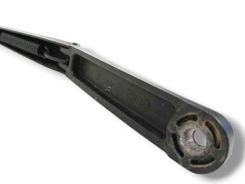 BRAZO LIMPIA DELANTERO IZQUIERDO