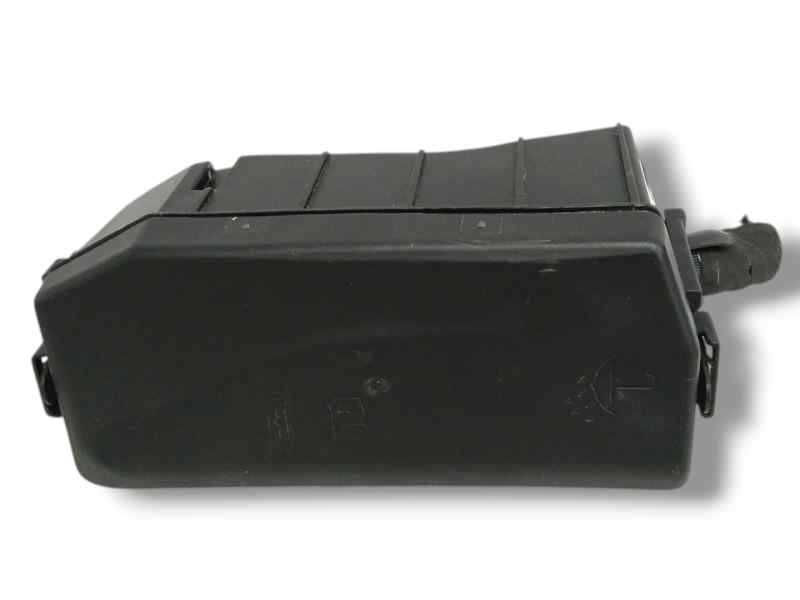 CAJA RELES / FUSIBLES