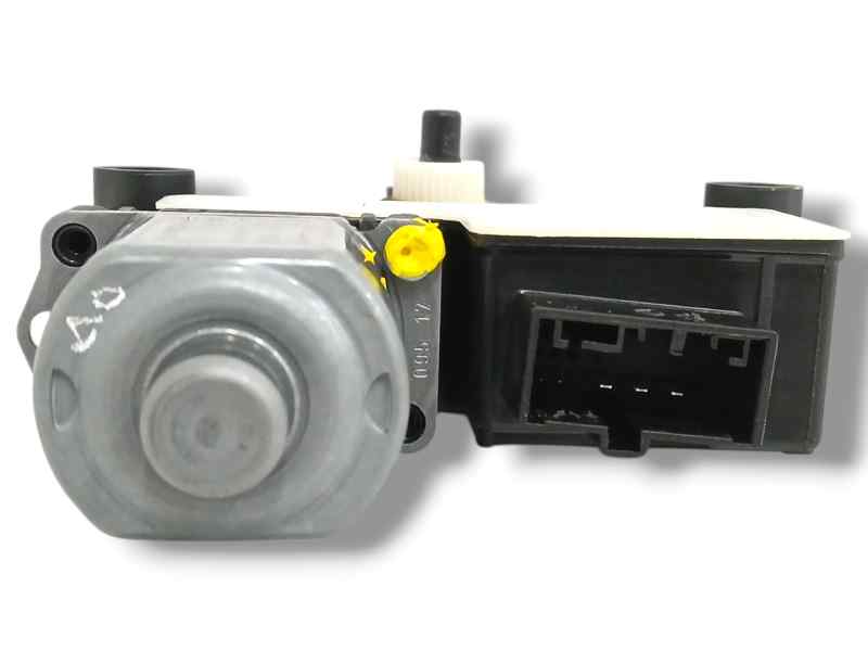 MOTOR ELEVALUNAS TRASERO DERECHO