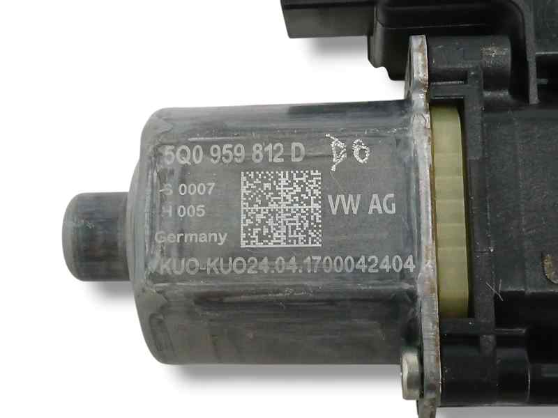 MOTOR ELEVALUNAS TRASERO DERECHO