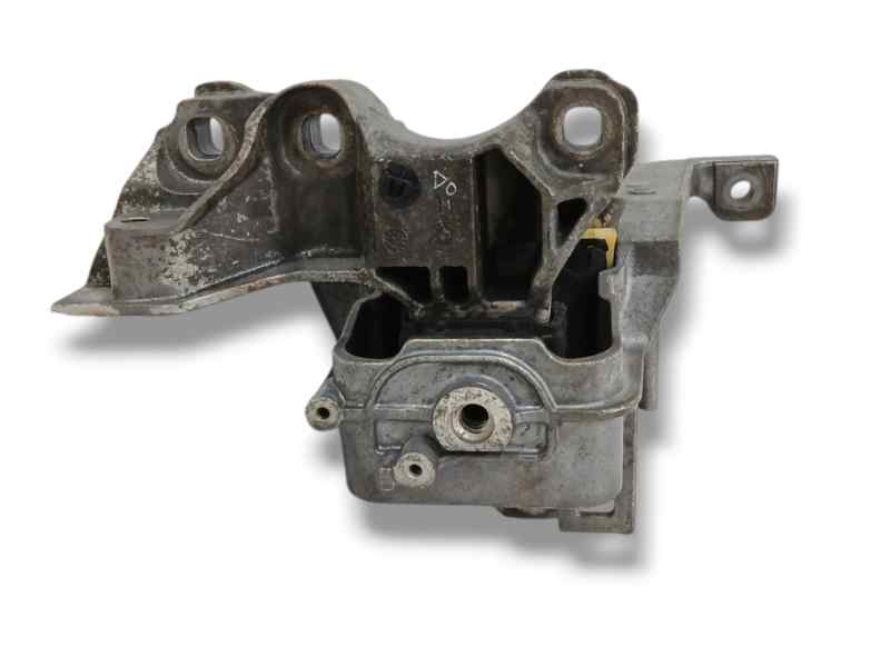 SOPORTE MOTOR DERECHO