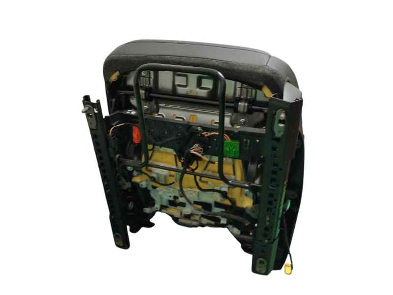 ASIENTO DELANTERO IZQUIERDO