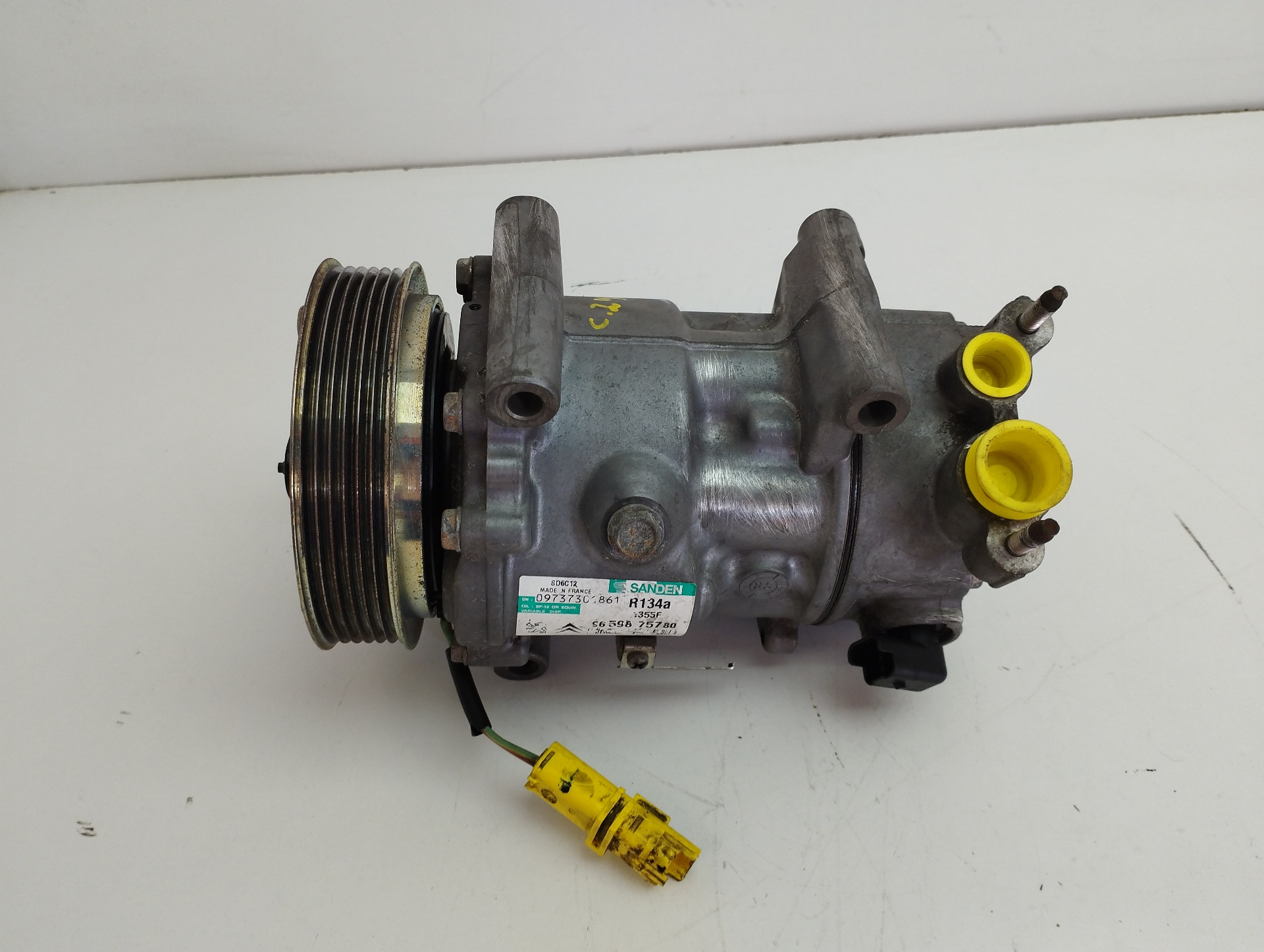 COMPRESOR AIRE ACONDICIONADO
