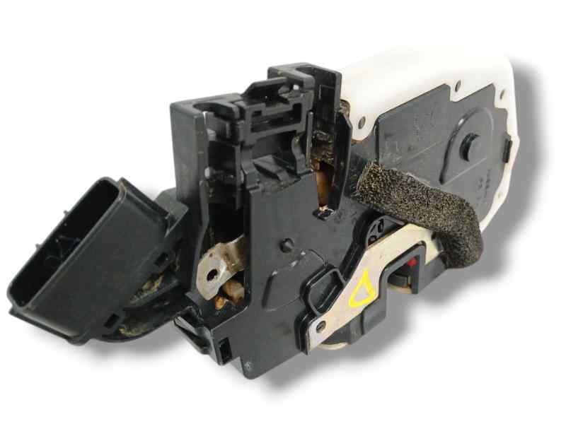 CERRADURA PUERTA DELANTERA DERECHA