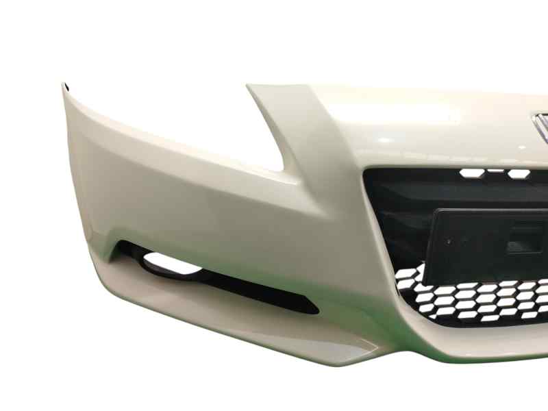 PARAGOLPES DELANTERO