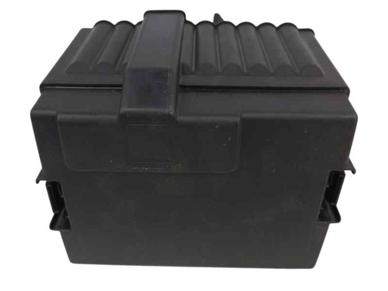 CAJA RELES / FUSIBLES