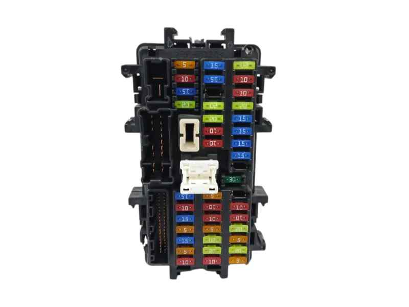 CAJA RELES / FUSIBLES