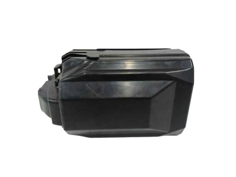 CAJA RELES / FUSIBLES