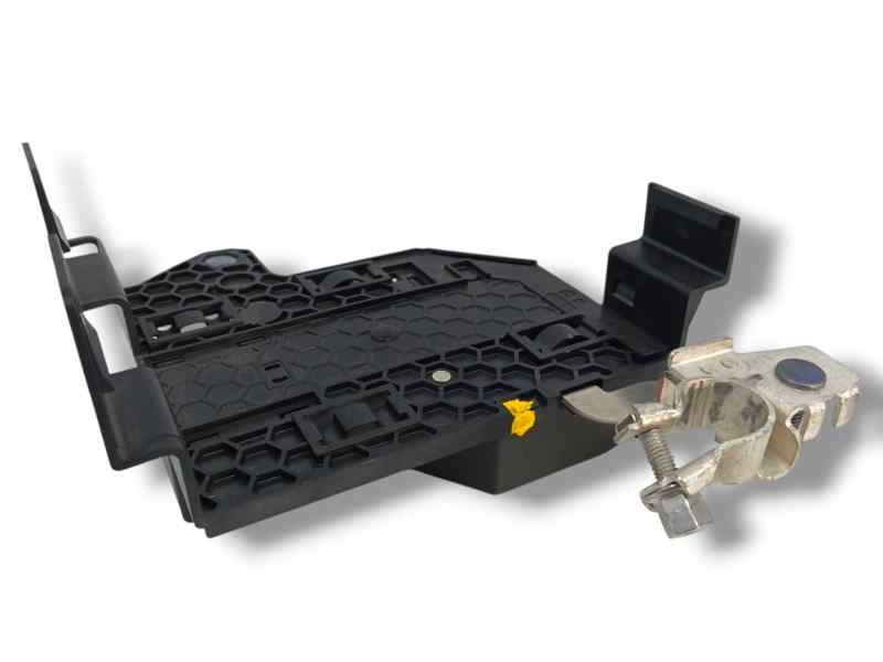 CAJA RELES / FUSIBLES