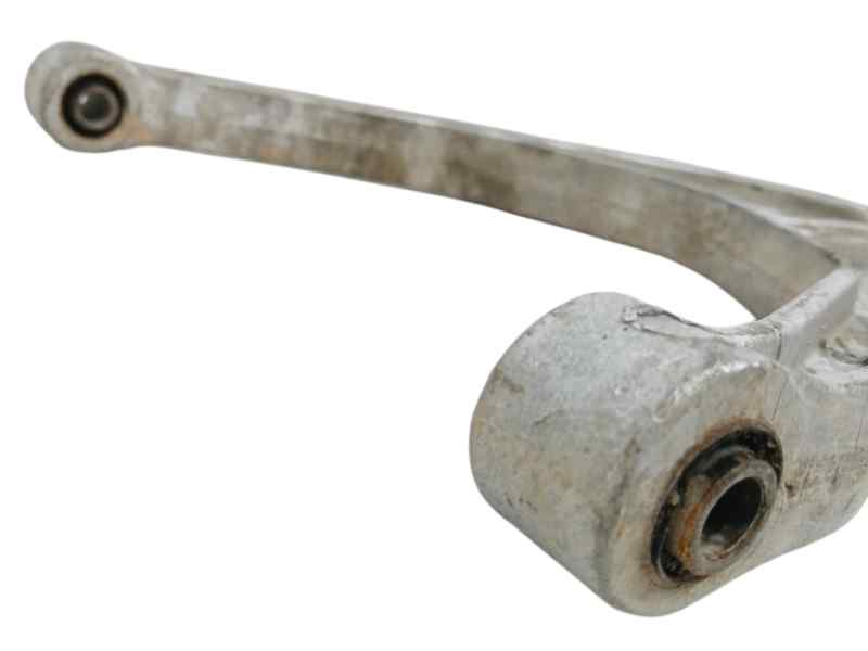 BRAZO SUSPENSION INFERIOR DELANTERO DERECHO