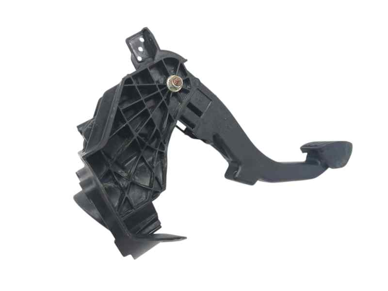 PEDAL EMBRAGUE