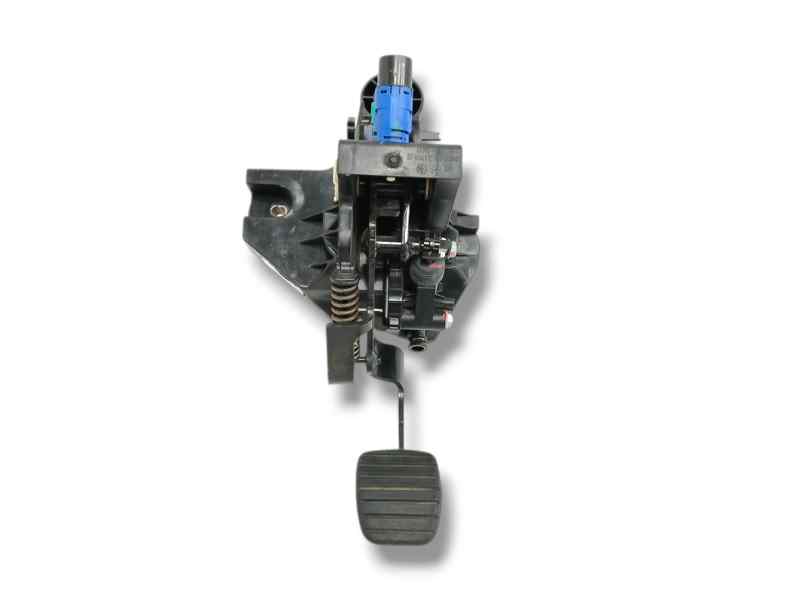 PEDAL EMBRAGUE