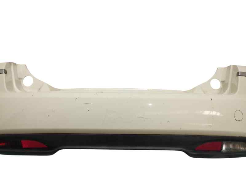 PARAGOLPES TRASERO