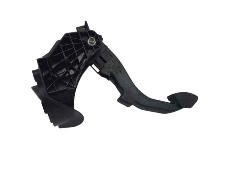 PEDAL EMBRAGUE