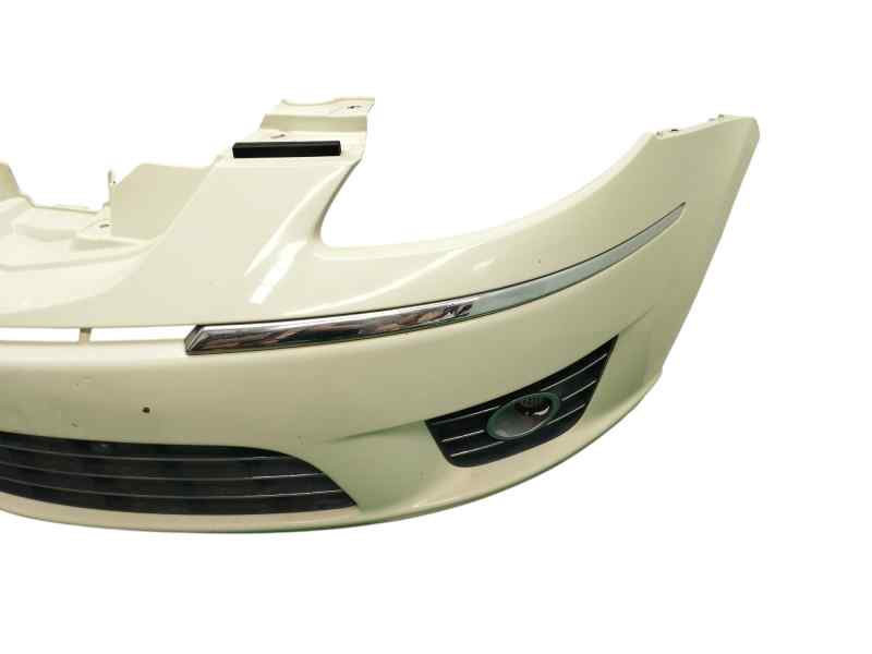 PARAGOLPES DELANTERO