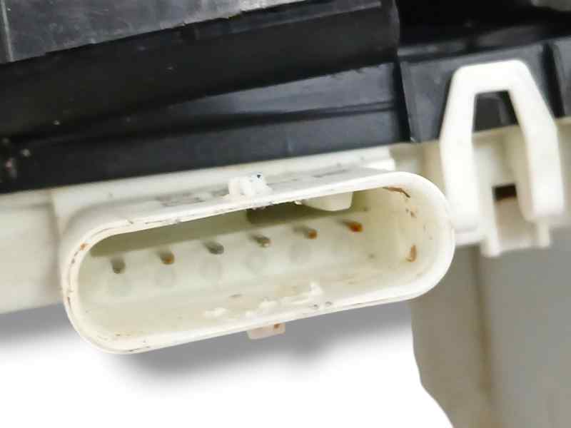 CERRADURA PUERTA DELANTERA DERECHA