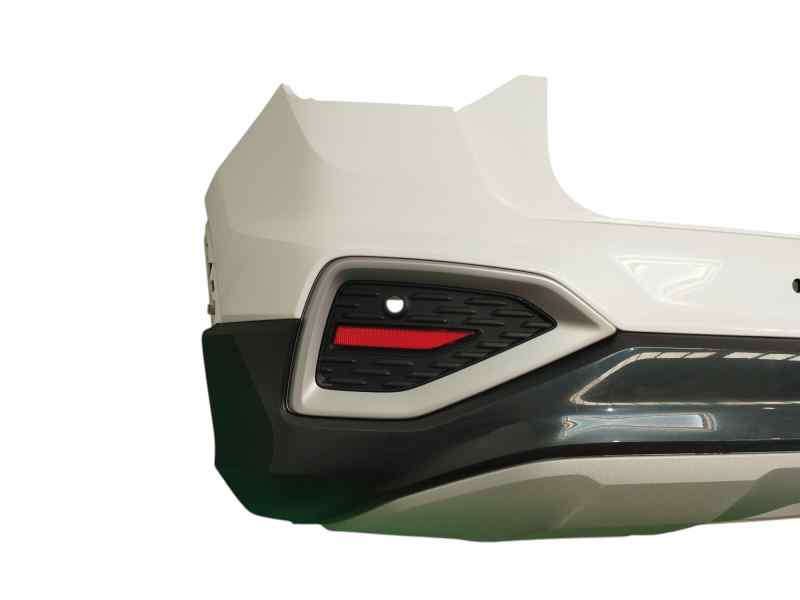 PARAGOLPES TRASERO