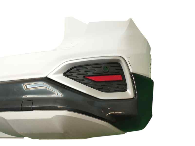 PARAGOLPES TRASERO