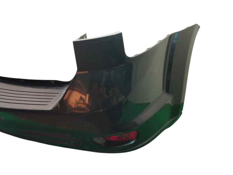 PARAGOLPES TRASERO