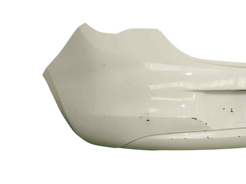 PARAGOLPES TRASERO