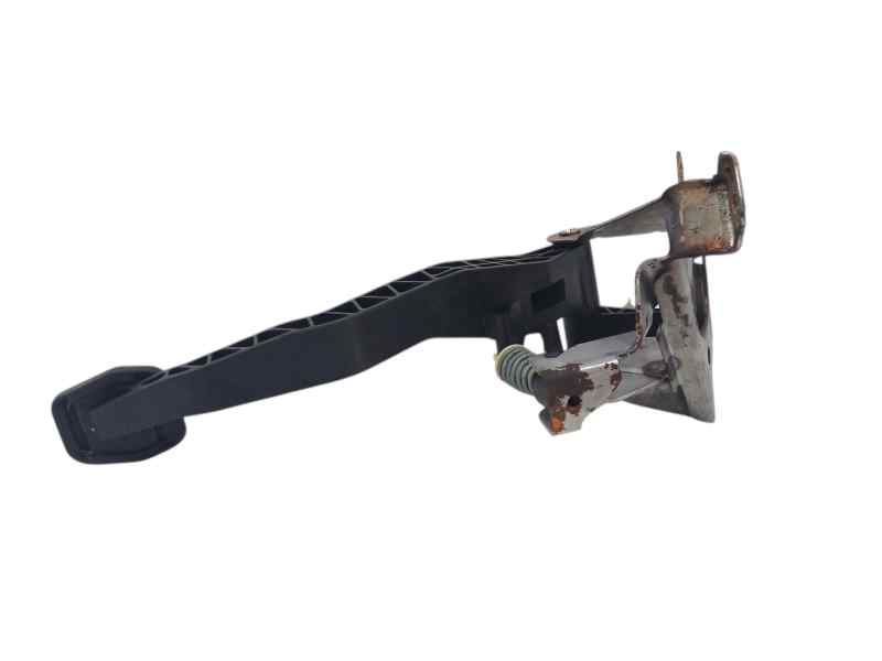 PEDAL EMBRAGUE