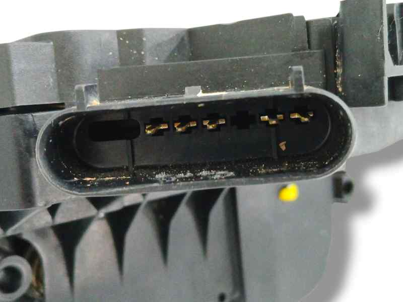 CERRADURA PUERTA DELANTERA IZQUIERDA 