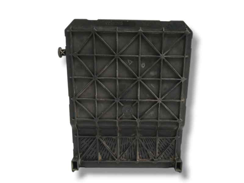CAJA RELES / FUSIBLES