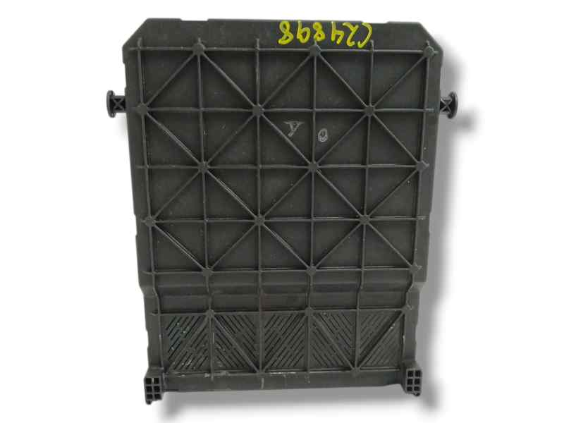 CAJA RELES / FUSIBLES