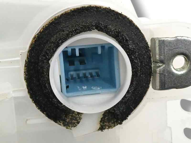 CERRADURA PUERTA DELANTERA IZQUIERDA 