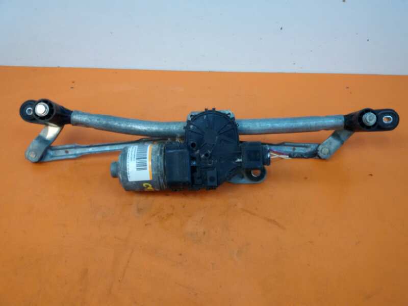 MOTOR LIMPIA DELANTERO