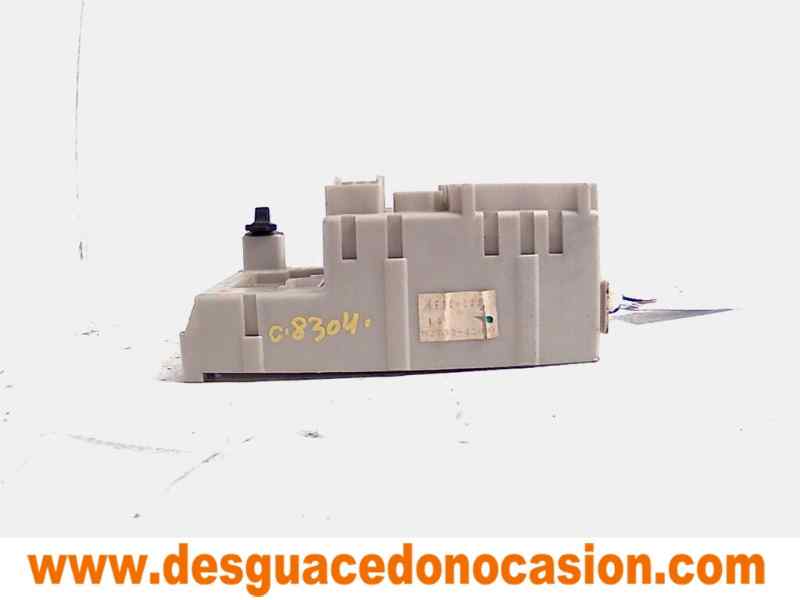 CAJA RELES / FUSIBLES