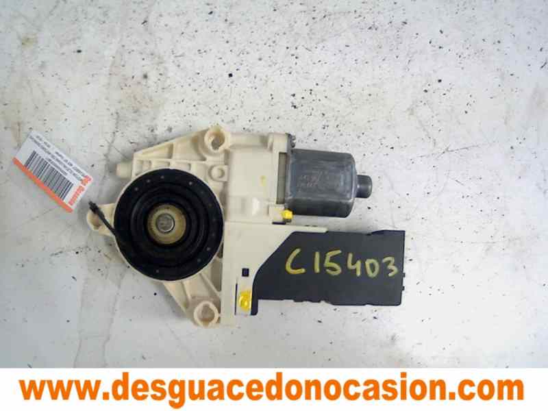 MOTOR ELEVALUNAS DELANTERO DERECHO