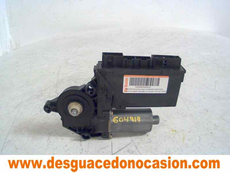 MOTOR ELEVALUNAS TRASERO DERECHO