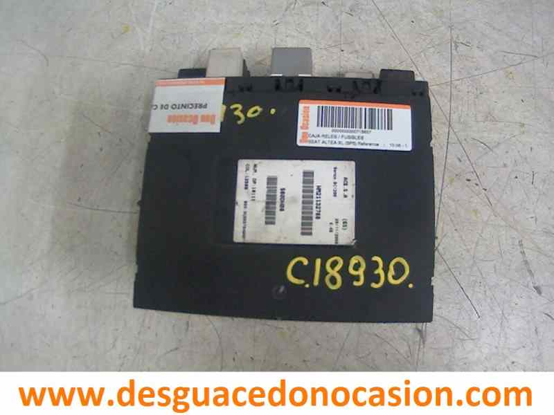 CAJA RELES / FUSIBLES