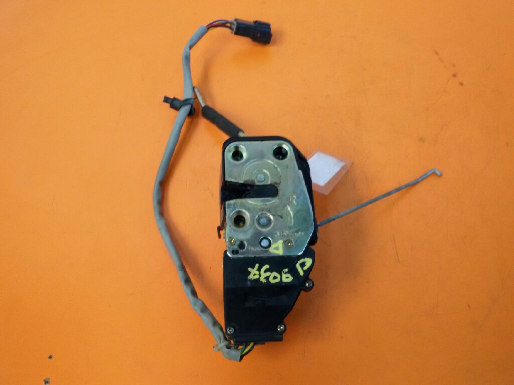 CERRADURA PUERTA DELANTERA DERECHA