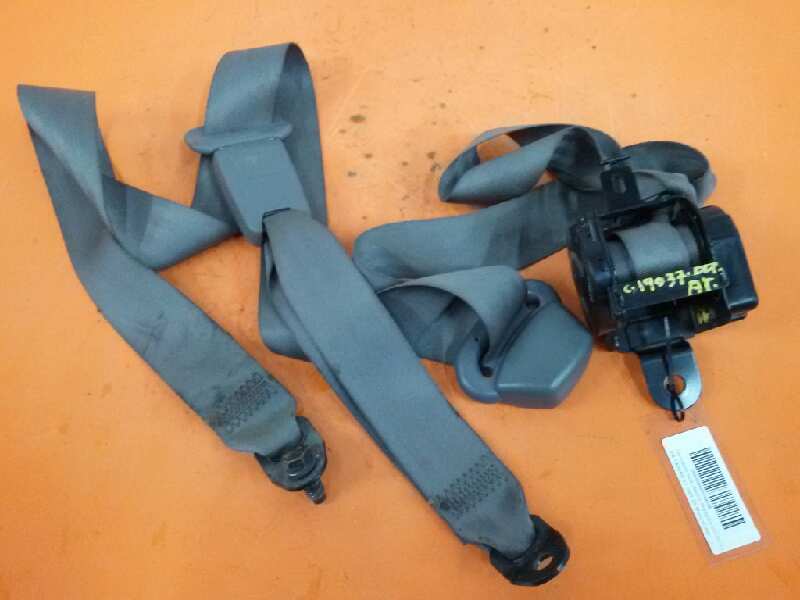 CINTURON SEGURIDAD TRASERO DERECHO